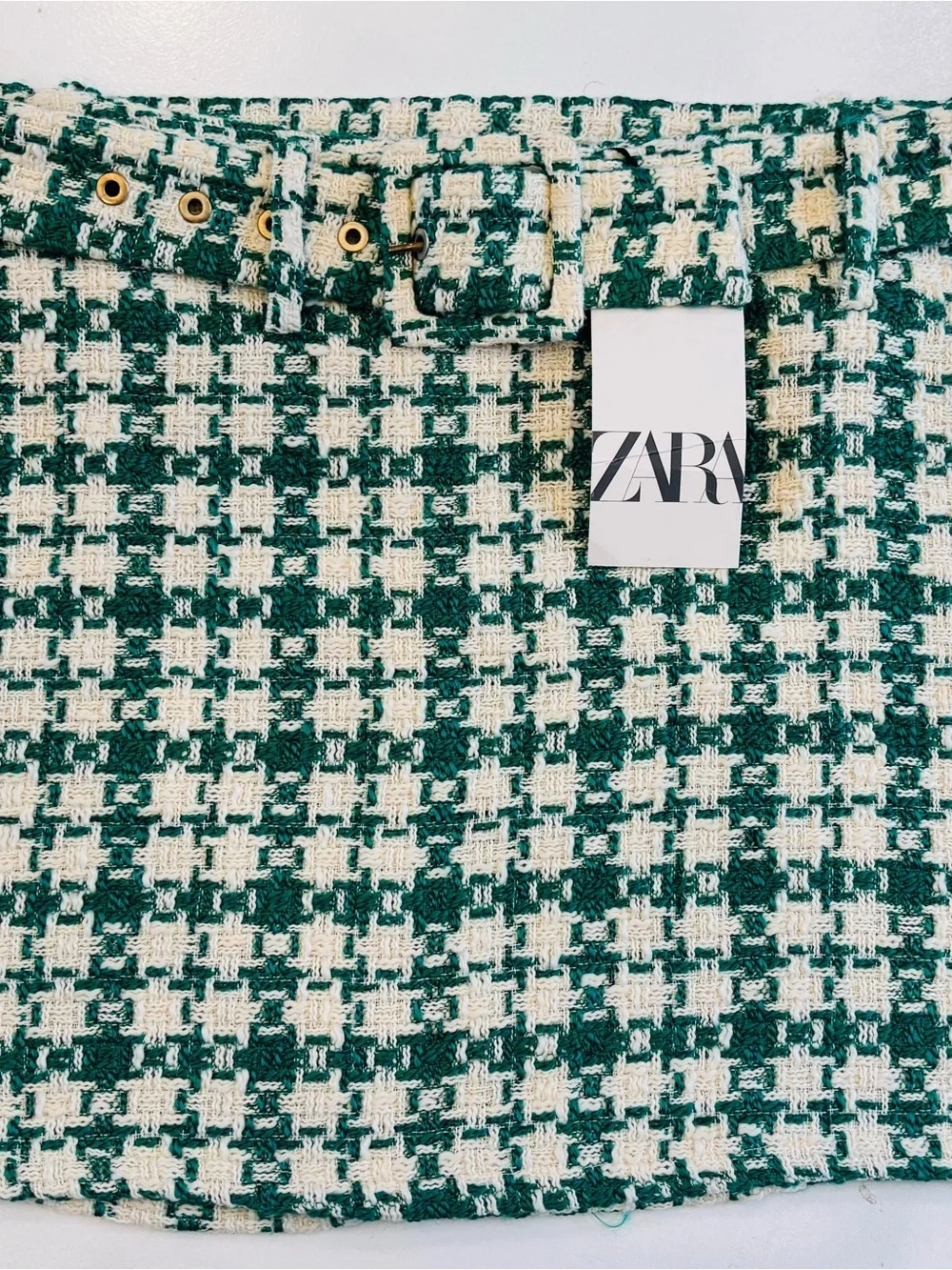 ZARA Green and Cream Houndstooth Tweed Mini Skirt with Eyelet Belt size XL - Picture 1 of 11
